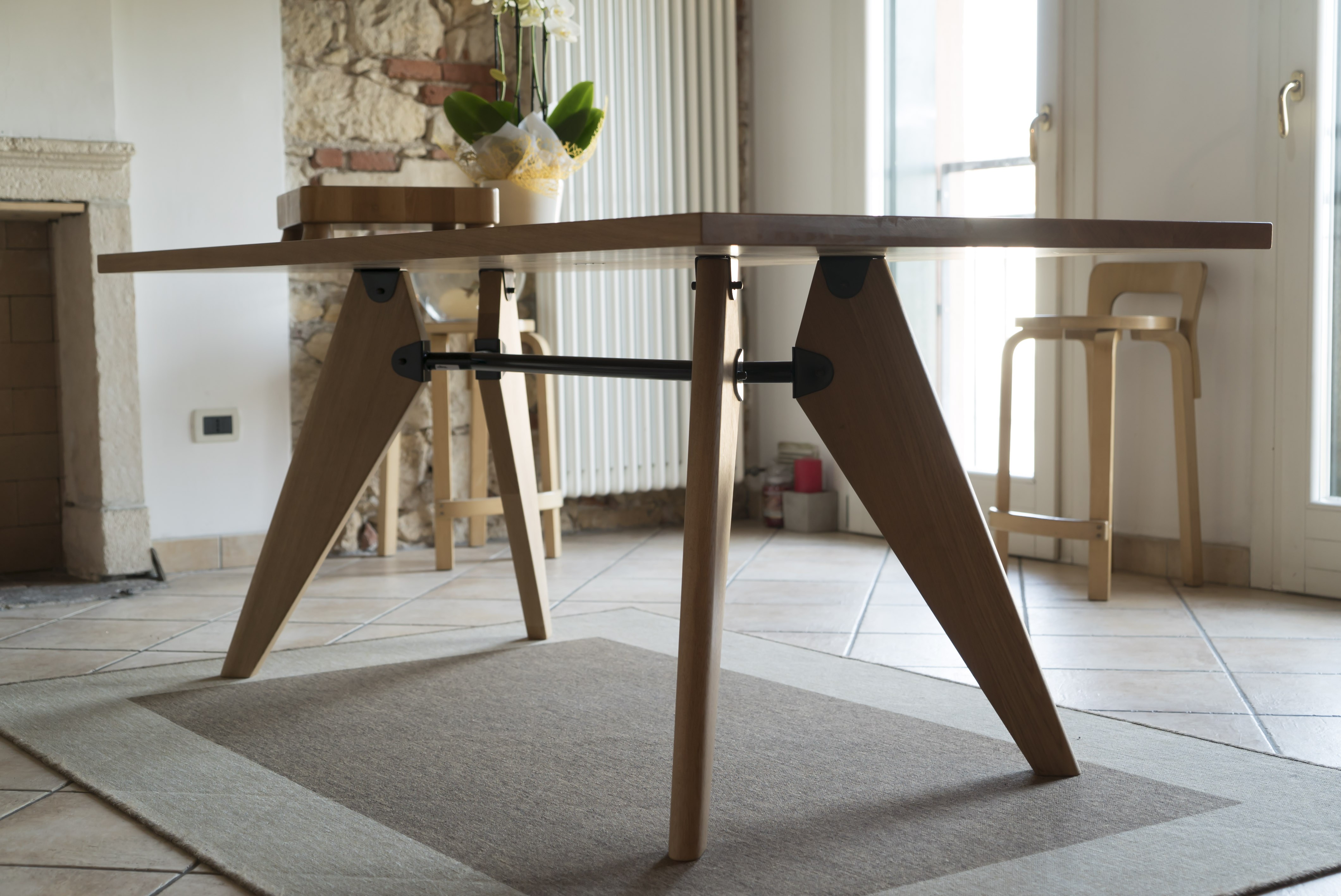 华体会体育官方在线官网 - 桌几|餐桌|办公家具|华体会体育官方在线官网家具|苏威餐桌